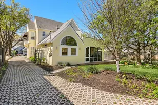 204 W 32nd St, Austin, TX 78705 - Photo 35