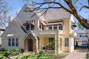 204 W 32nd St, Austin, TX 78705 - Photo 1