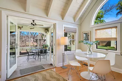 204 W 32nd Street, Austin, TX 78705 - Photo 23