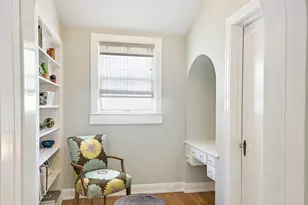 204 W 32nd St, Austin, TX 78705 - Photo 17