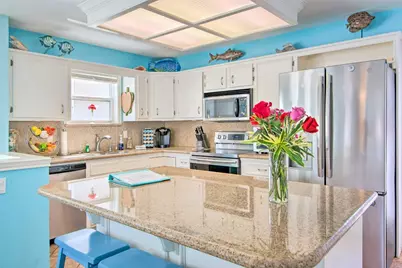 129 E Saturn Lane, South Padre Island, TX 78597 - Photo 7