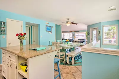 129 E Saturn Lane, South Padre Island, TX 78597 - Photo 9