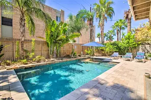 129 E Saturn Ln, South Padre Island, TX 78597 - Photo 15