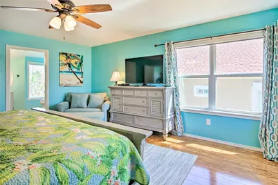 129 E Saturn Lane, South Padre Island, TX 78597 - Photo 9