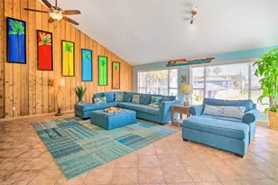 129 E Saturn Ln, South Padre Island, TX 78597 - Photo 5