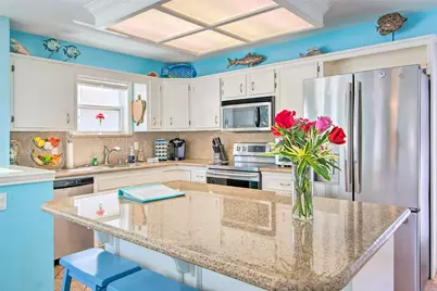 129 E Saturn Lane, South Padre Island, TX 78597 - Photo 3