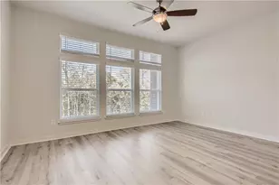 605 W South St, Leander, TX 78641 - Photo 11