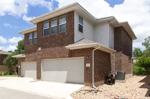 605 W South St, Leander, TX 78641 - Photo 5