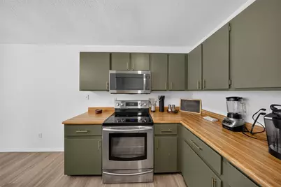 11716 Tallow Field Way, Austin, TX 78758 - Photo 9