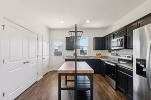 19420 Cloudy Bay Dr, Pflugerville, TX 78660 - Photo 13