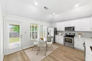 19209 Sunken Creek Pass, Pflugerville, TX 78660 - Photo 9