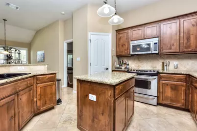 30617 Chi Chi Drive, Georgetown, TX 78628 - Photo 19