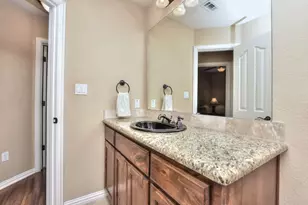 30617 Chi Chi Dr, Georgetown, TX 78628 - Photo 31
