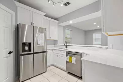 7617 Bennett Avenue #B, Austin, TX 78752 - Photo 9