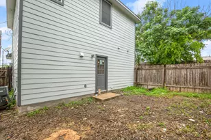 7617 Bennett Ave, Austin, TX 78752 - Photo 19
