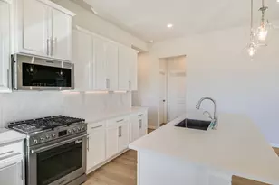 8610 Dongan Dr, Austin, TX 78744 - Photo 9