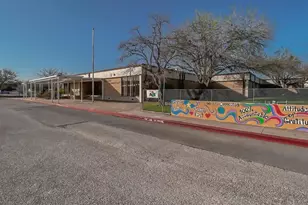 1305 Camden Ln, Lockhart, TX 78644 - Photo 33