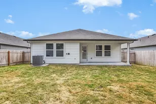 1305 Camden Ln, Lockhart, TX 78644 - Photo 27
