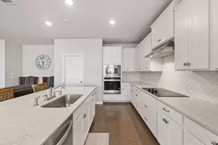 4009 Milano River Rd, Hutto, TX 78634 - Photo 9