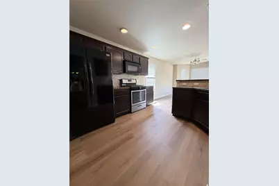 7821 Tee Drive, Austin, TX 78747 - Photo 11
