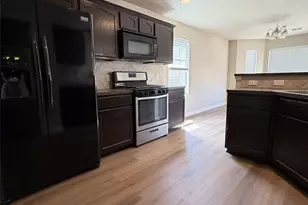 7821 Tee Dr, Austin, TX 78747 - Photo 11