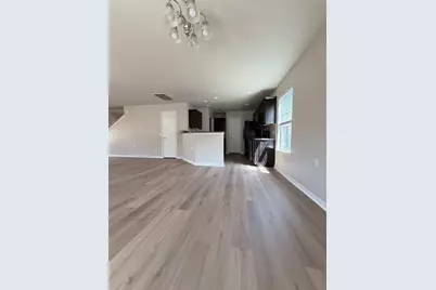 7821 Tee Drive, Austin, TX 78747 - Photo 9