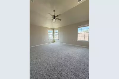 7821 Tee Drive, Austin, TX 78747 - Photo 15