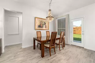 8206 Greyhawk Cv, Austin, TX 78744 - Photo 13