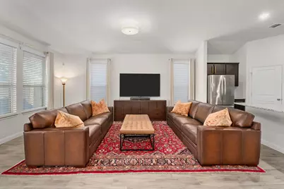 8206 Greyhawk Cove, Austin, TX 78744 - Photo 11