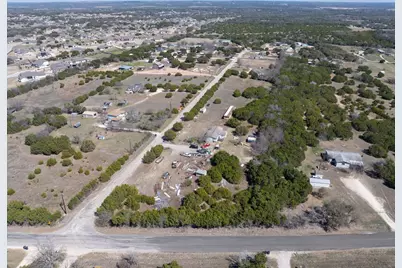 100 Phillip Lane, Liberty Hill, TX 78642 - Photo 3