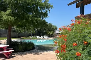 1924 Goldilocks Ln, Austin, TX 78652 - Photo 37