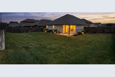 1924 Goldilocks Lane, Austin, TX 78652 - Photo 31