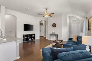 1924 Goldilocks Ln, Austin, TX 78652 - Photo 11