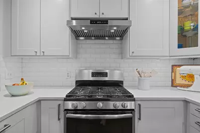 3870 Williamsburg Circle, Austin, TX 78731 - Photo 11