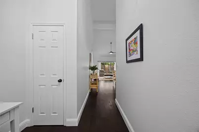 3870 Williamsburg Circle, Austin, TX 78731 - Photo 7