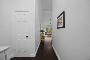 3870 Williamsburg Cir, Austin, TX 78731 - Photo 7