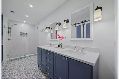 3870 Williamsburg Circle, Austin, TX 78731 - Photo 23