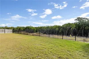 779 Founders Ridge, Dripping Springs, TX 78620 - Photo 25