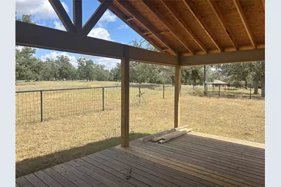 2238 Flash Circle, Luling, TX 78648 - Photo 5