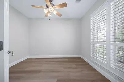4033 Canyon Glen Circle, Austin, TX 78732 - Photo 5