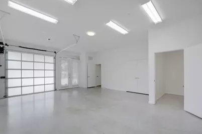 13130 Pond Springs Road #1107, Austin, TX 78729 - Photo 15