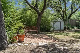 3803 Greystone Dr, Austin, TX 78731 - Photo 27