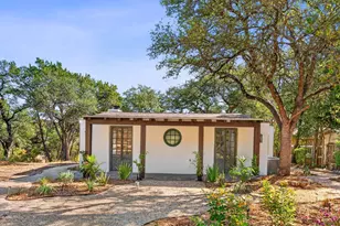 2609 Oak Ridge Dr, Spicewood, TX 78669 - Photo 25