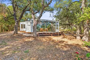 2609 Oak Ridge Dr, Spicewood, TX 78669 - Photo 17