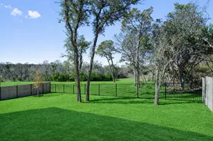 2004 Crimson Sunset Cove, Georgetown, TX 78628 - Photo 35