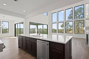 2004 Crimson Sunset Cove, Georgetown, TX 78628 - Photo 15