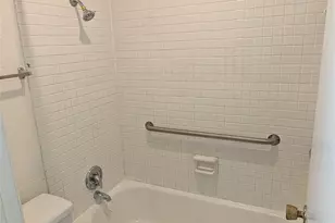 101 E 33rd St, Austin, TX 78705 - Photo 7