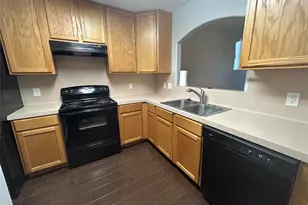 245 Marvin Cove, Hutto, TX 78634 - Photo 7
