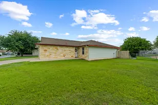 245 Marvin Cove, Hutto, TX 78634 - Photo 3