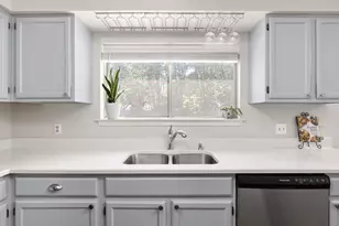 13020 Tamayo Dr, Austin, TX 78729 - Photo 9